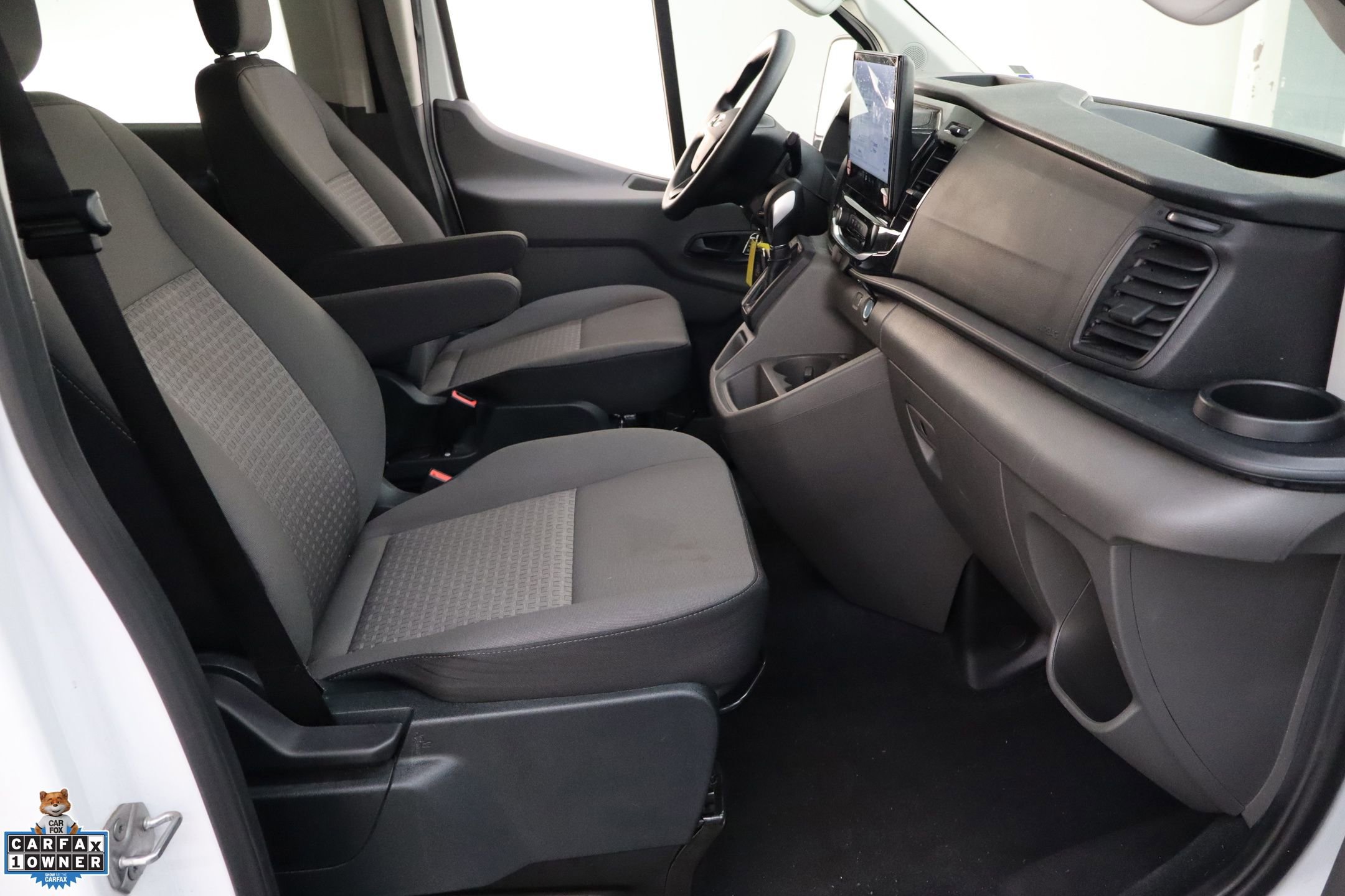 Used 2023 Ford Transit 350 XLT image 27