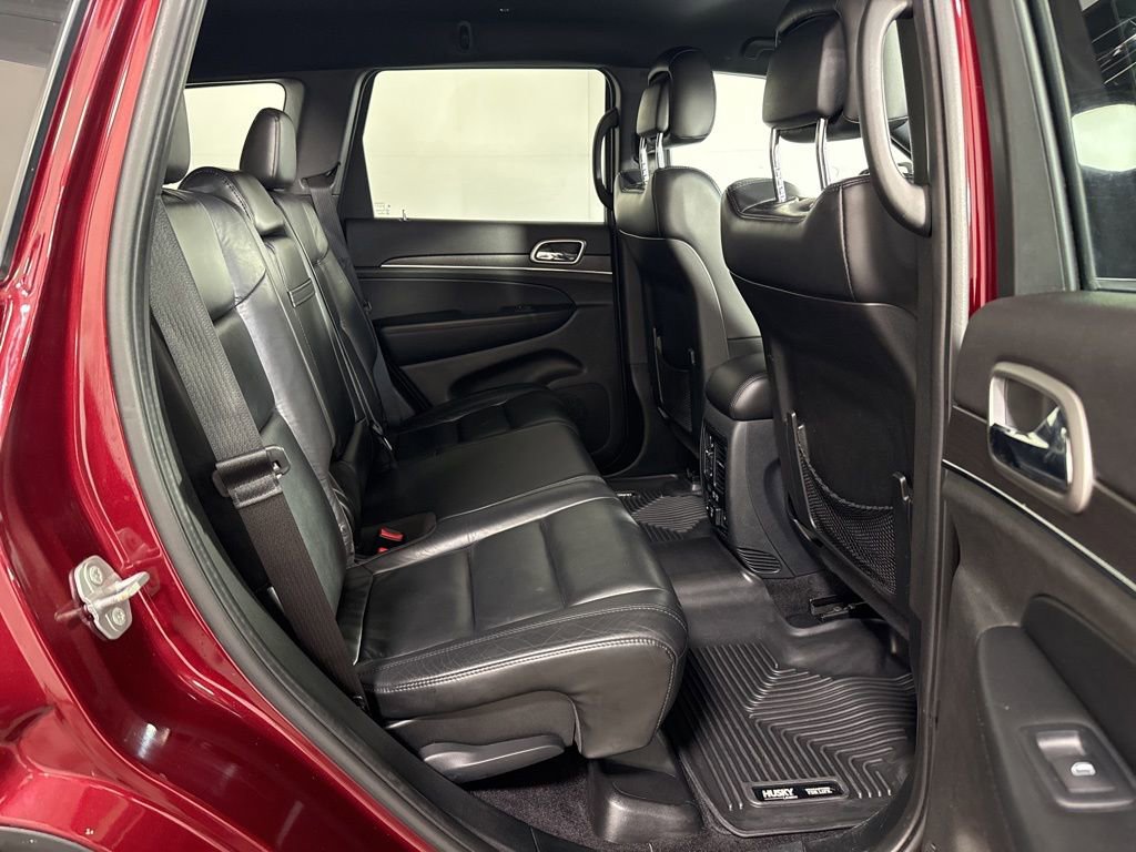 Used 2018 Jeep Grand Cherokee Limited AWD/4WD image 16
