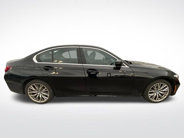Used 2024 BMW 330e image 11