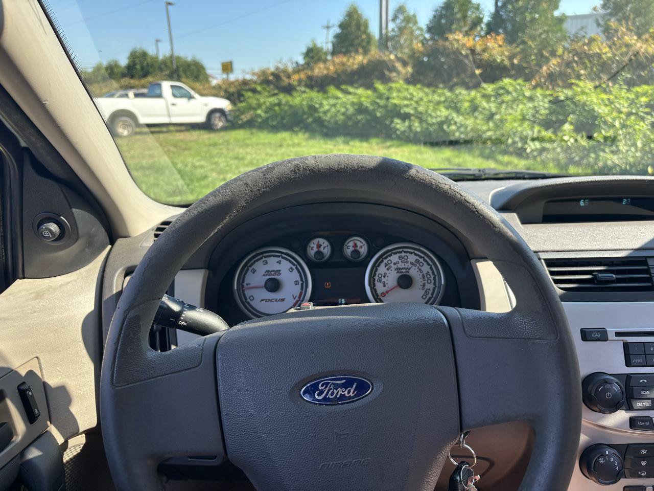 Used 2008 Ford Focus SE FWD image 11