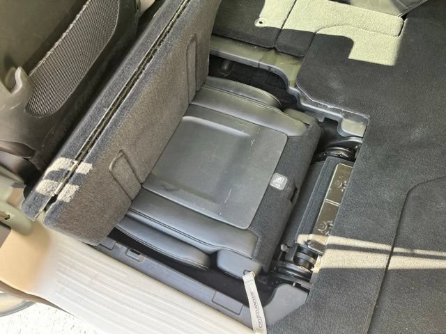 Used 2023 Chrysler Pacifica Touring-L FWD image 19