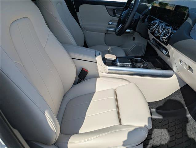 Used 2022 Mercedes-Benz GLA 250 image 26