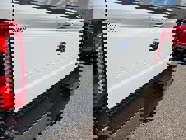 New 2026 Ford F350 Lariat w/ Chrome Package image 12