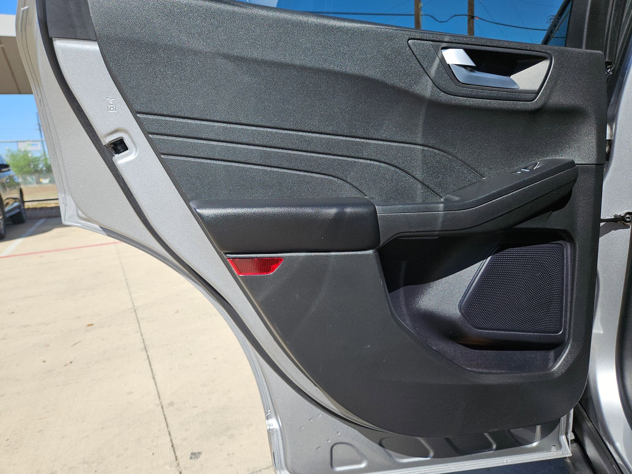 Used 2024 Ford Escape ST-Line image 15