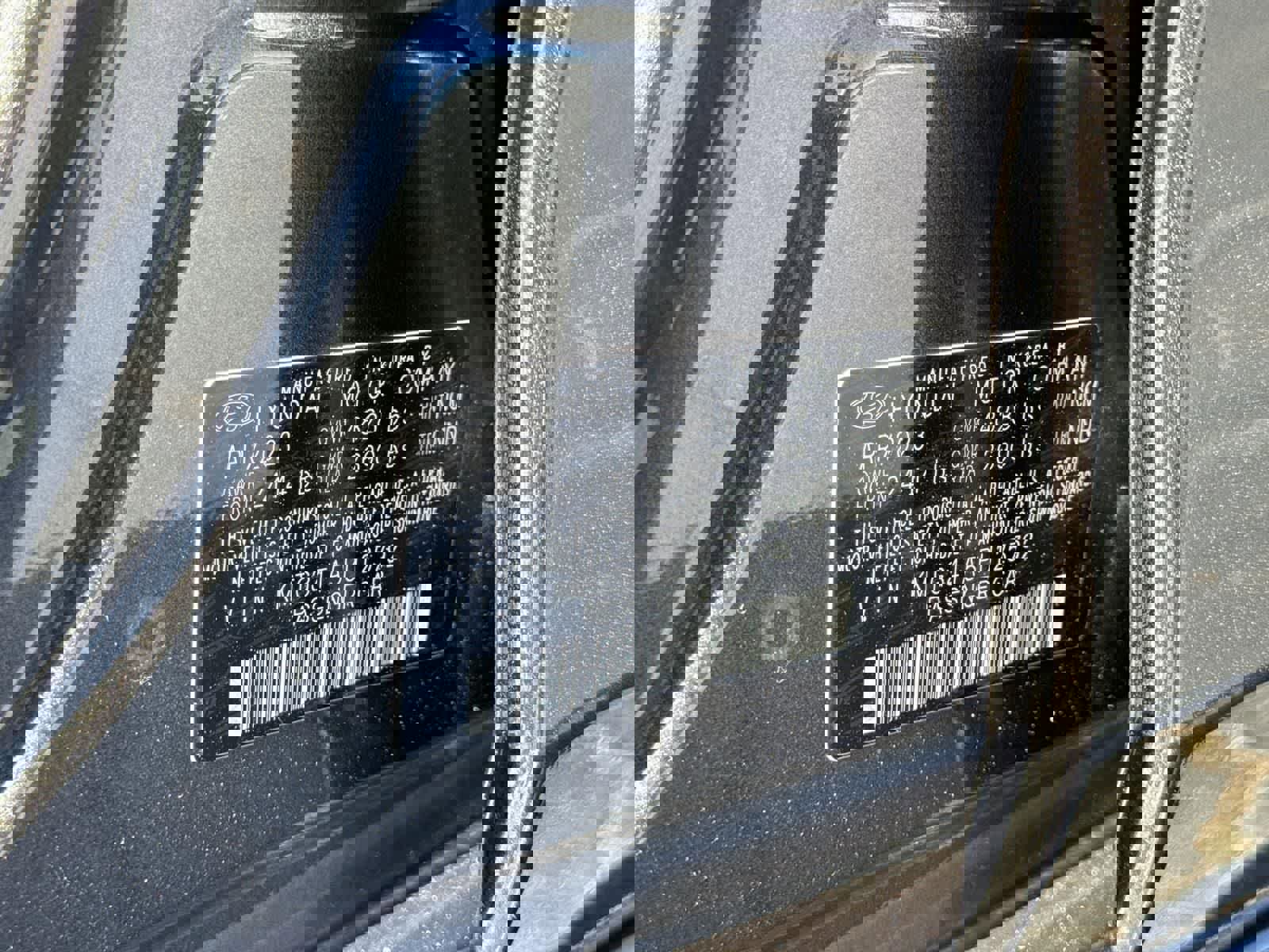 Used 2023 Genesis G70 2.0T image 7