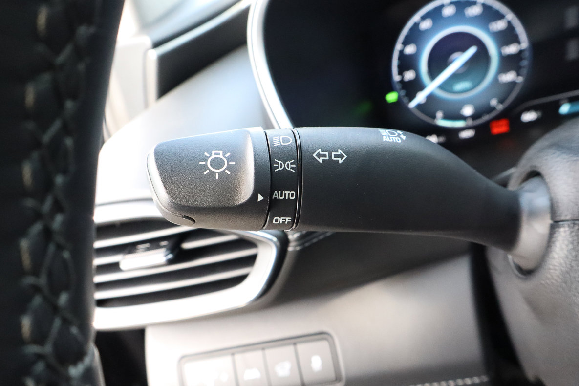 Used 2023 Hyundai Santa Fe Limited image 17