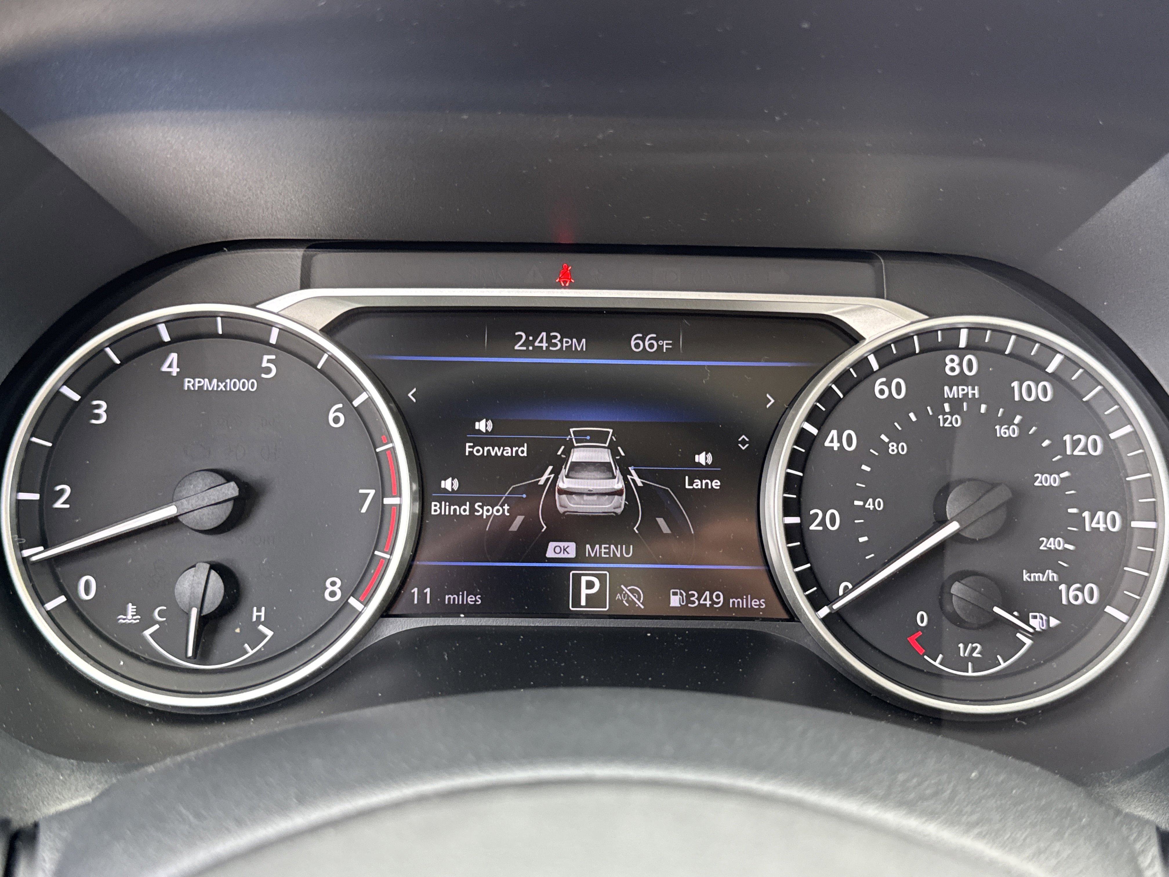 New 2025 Nissan Sentra SR image 23