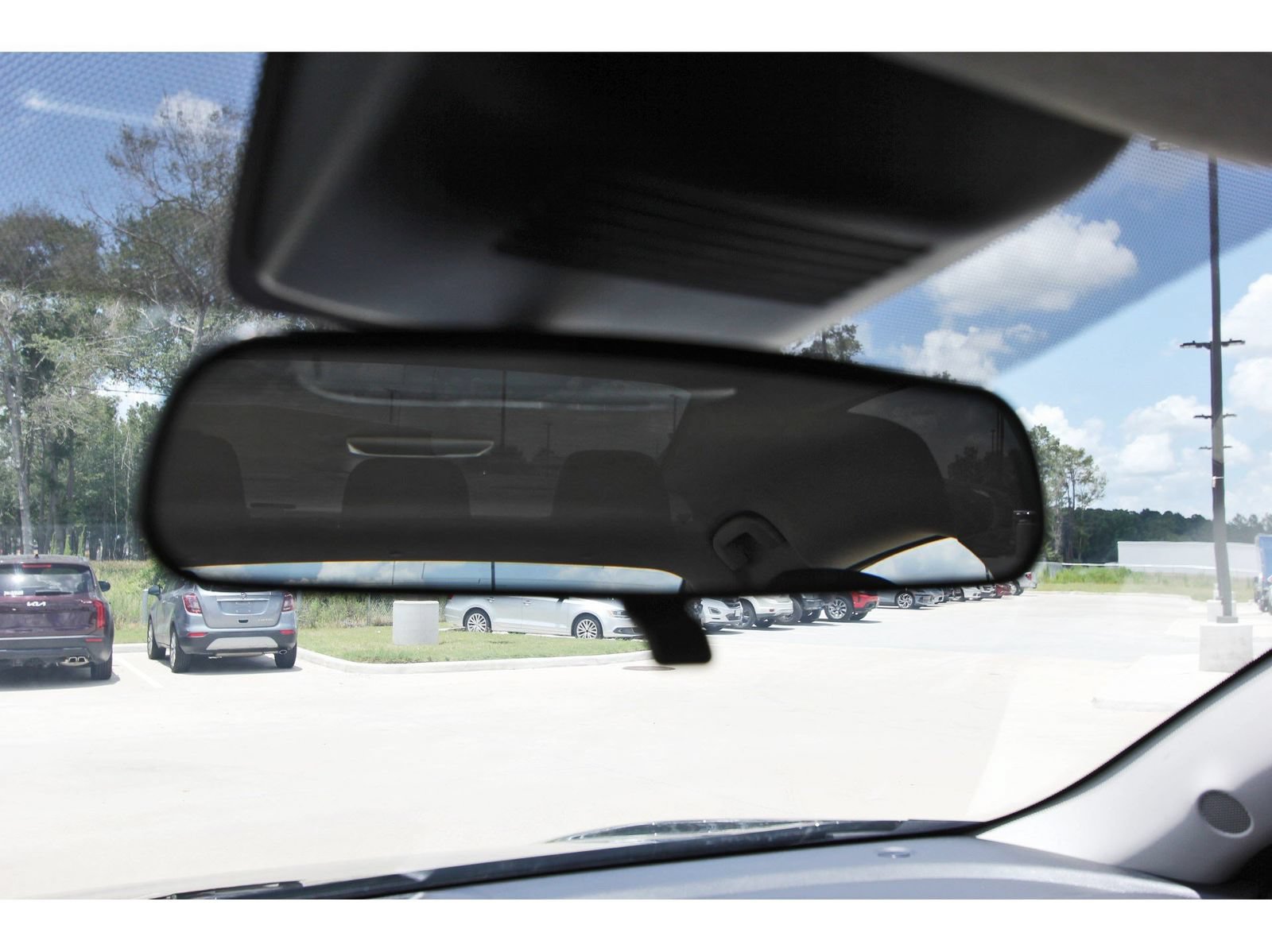 Used 2025 Nissan Sentra SV w/ All-Weather Package FWD image 24