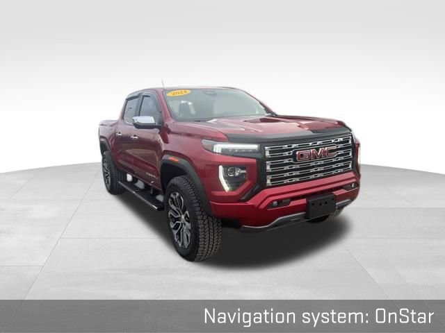 Used 2024 GMC Canyon Denali image 3