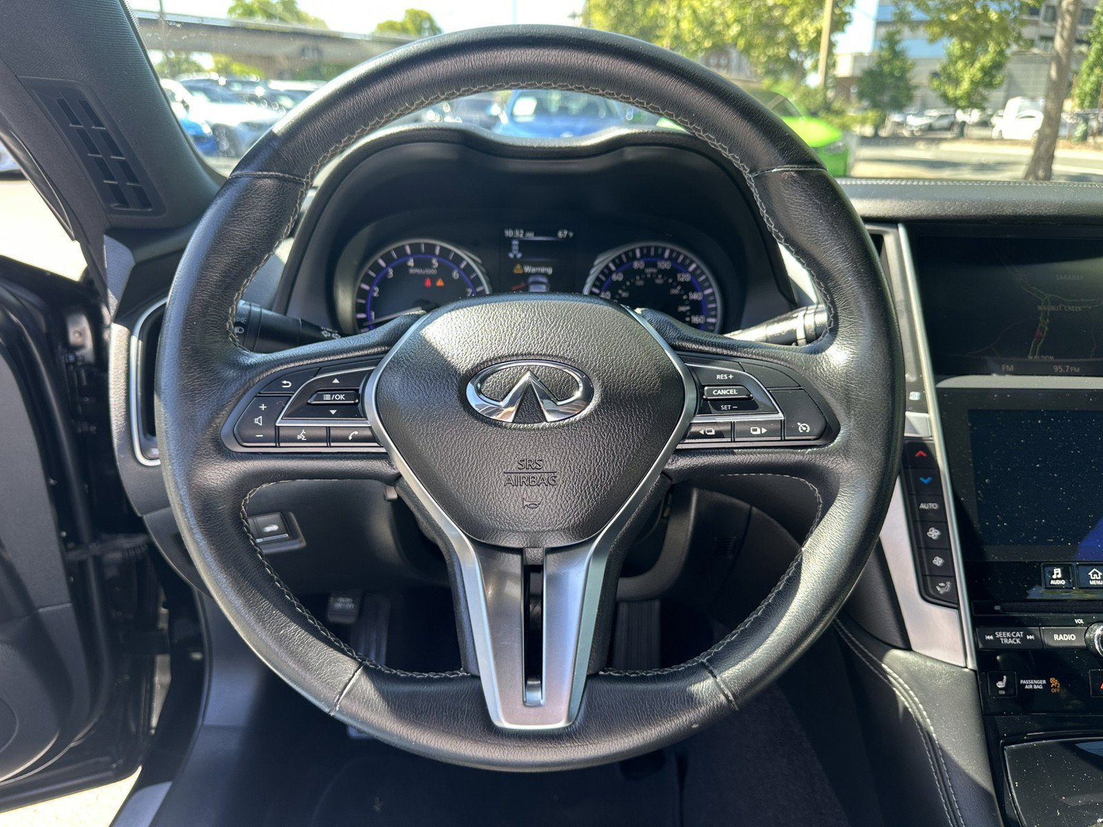 Used 2017 INFINITI Q60 3.0t w/ Premium Plus Package 3.0T AWD/4WD image 14