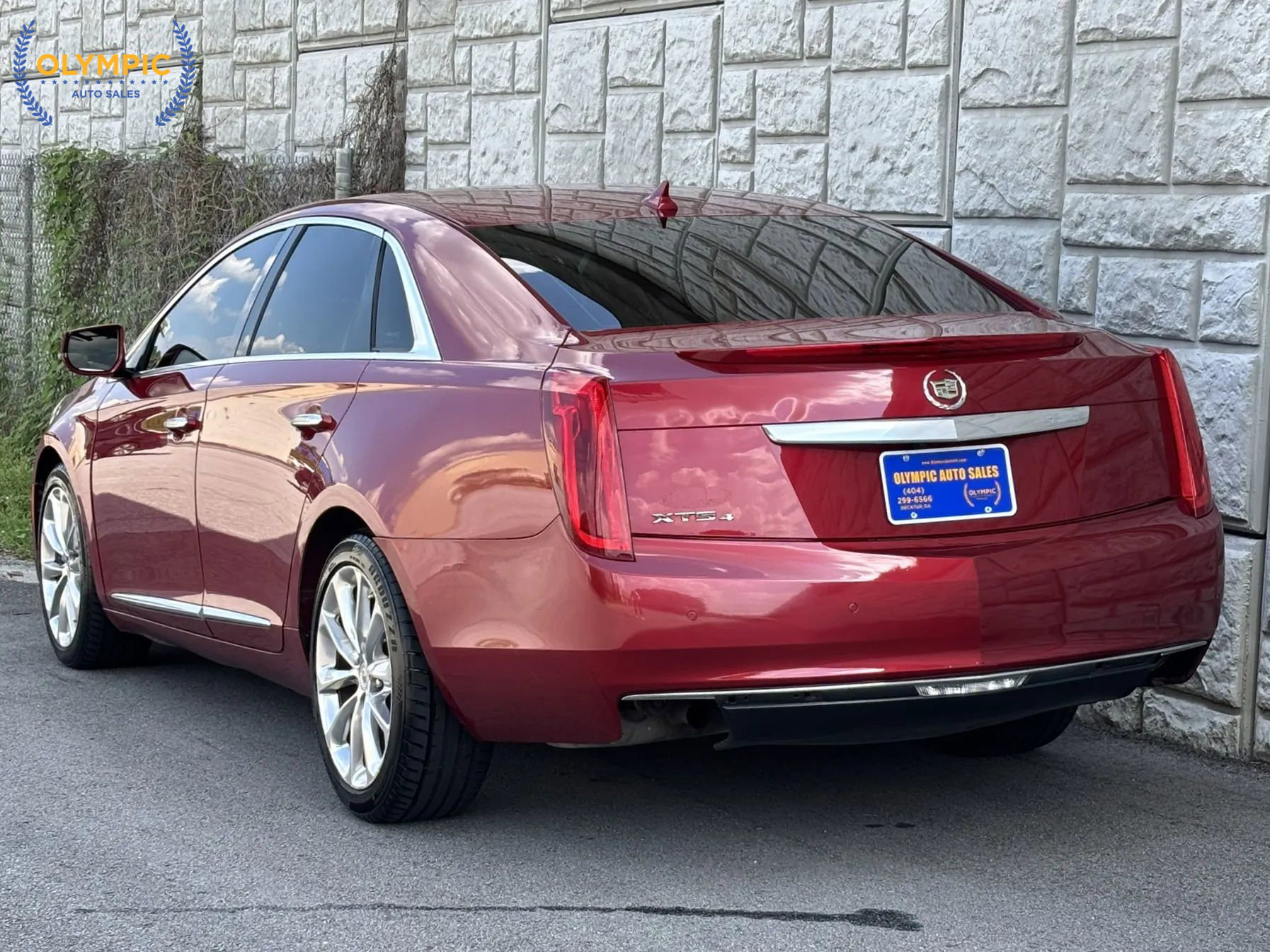 Used 2013 Cadillac XTS Premium image 4