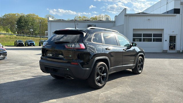 Used 2019 Jeep Cherokee Limited w/ Trailer Tow Group AWD/4WD image 6