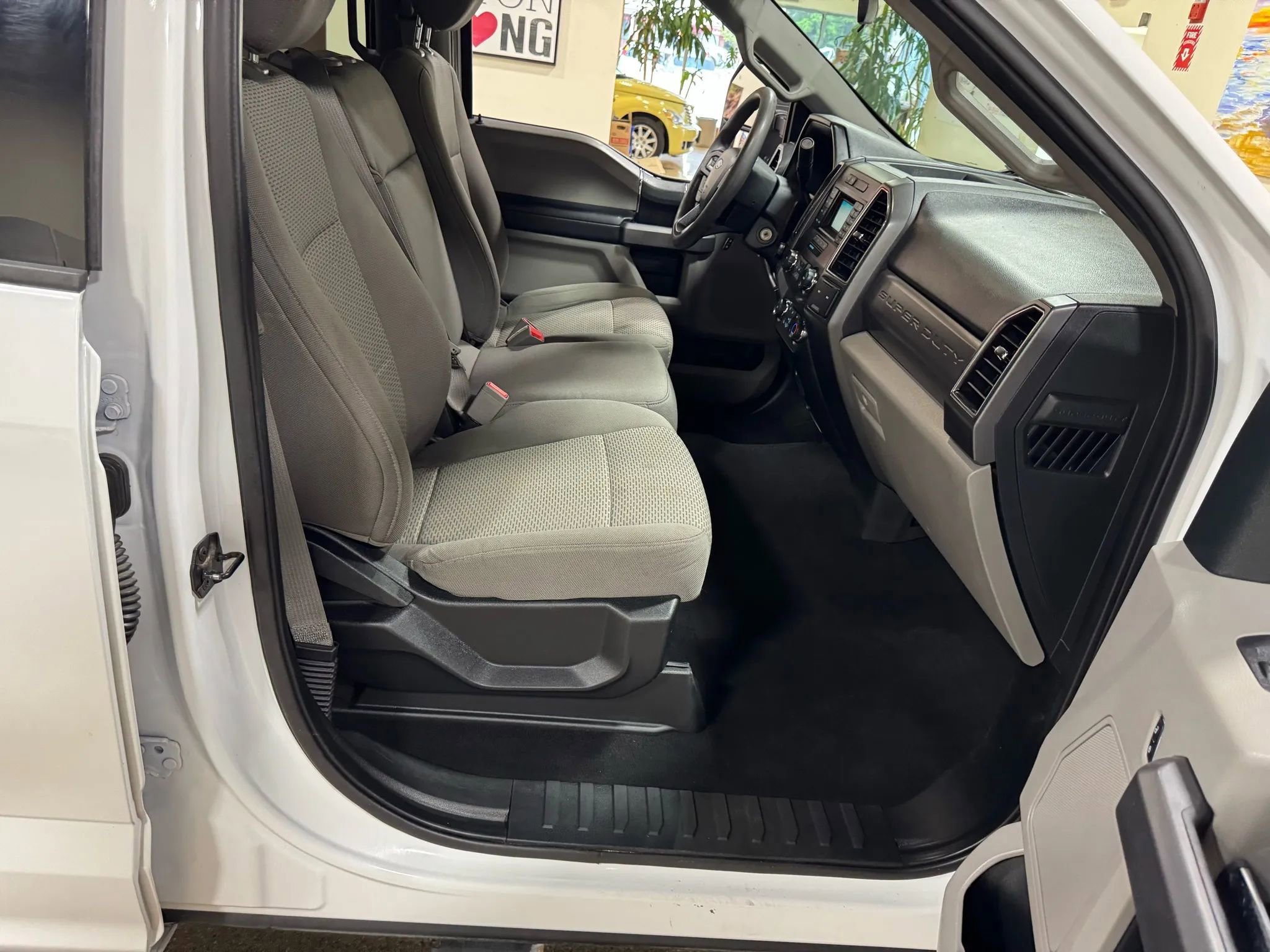 Used 2019 Ford F250 XLT image 41