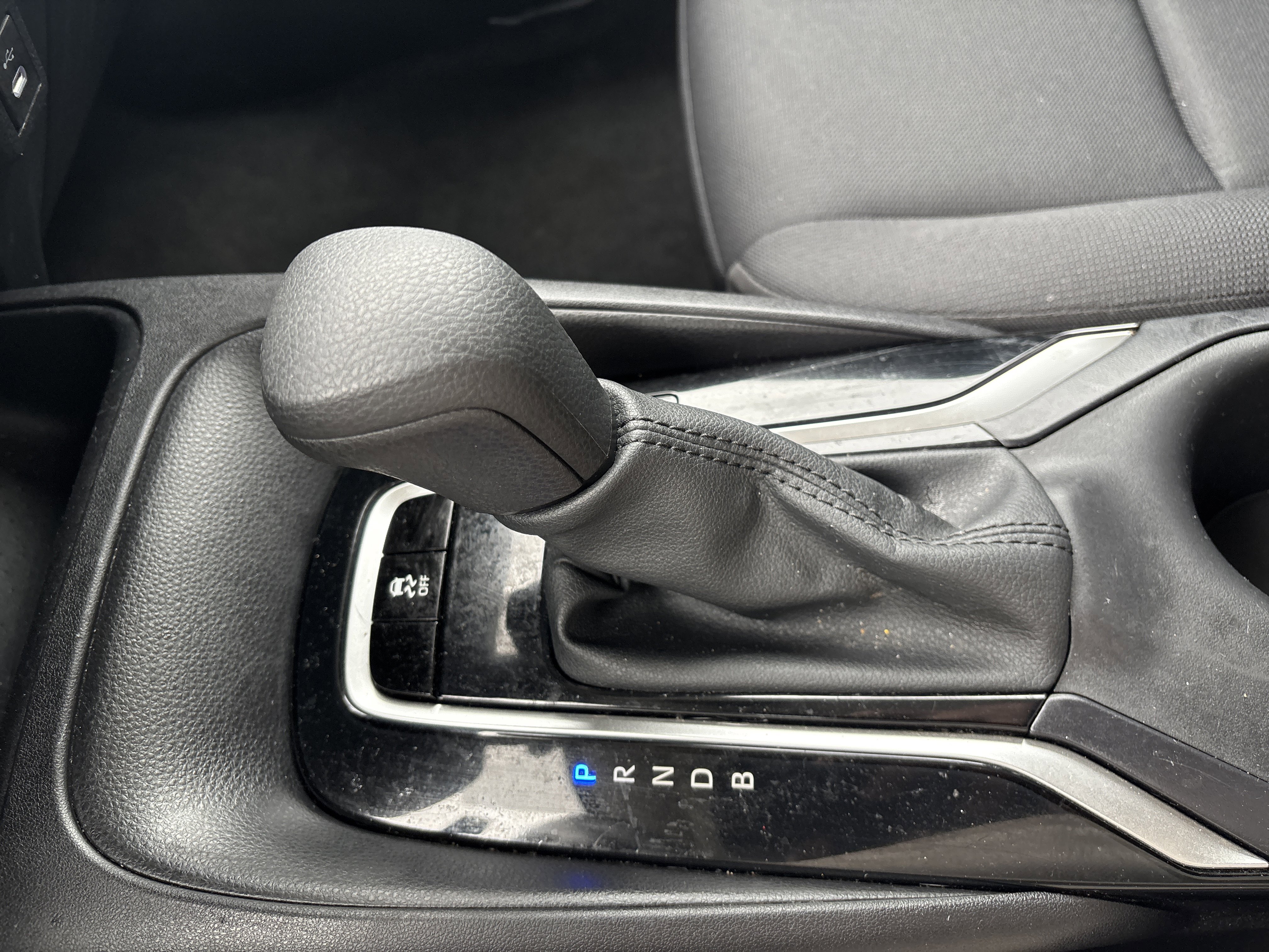 Certified 2025 Toyota Corolla LE image 26