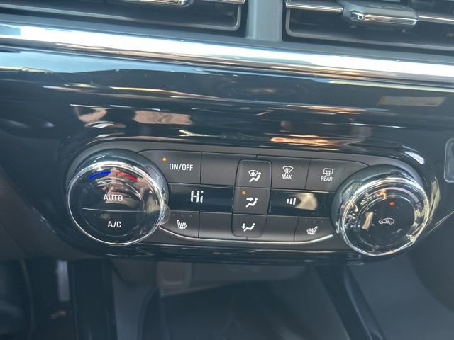 New 2026 Chevrolet Trax RS w/ Sunroof Package FWD image 26
