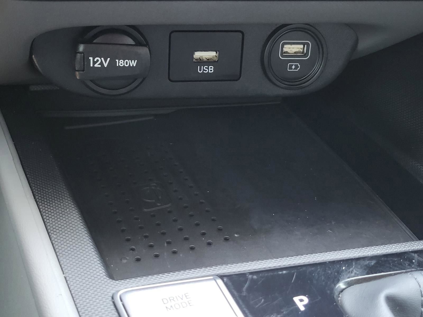 Used 2023 Hyundai Elantra SEL w/ Convenience Package FWD image 22