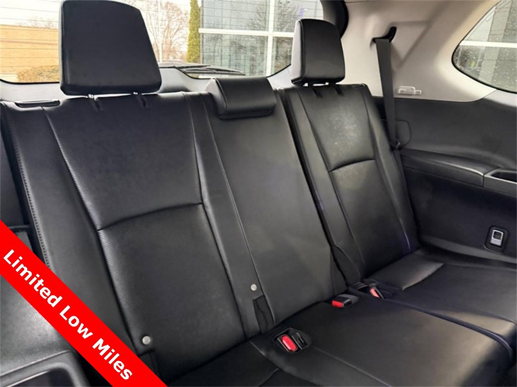 Used 2024 Toyota Grand Highlander Limited image 13