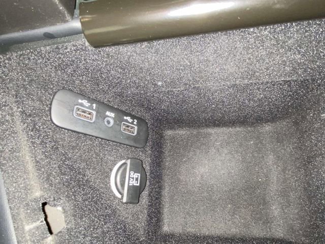 Used 2023 Dodge Challenger R/T image 17