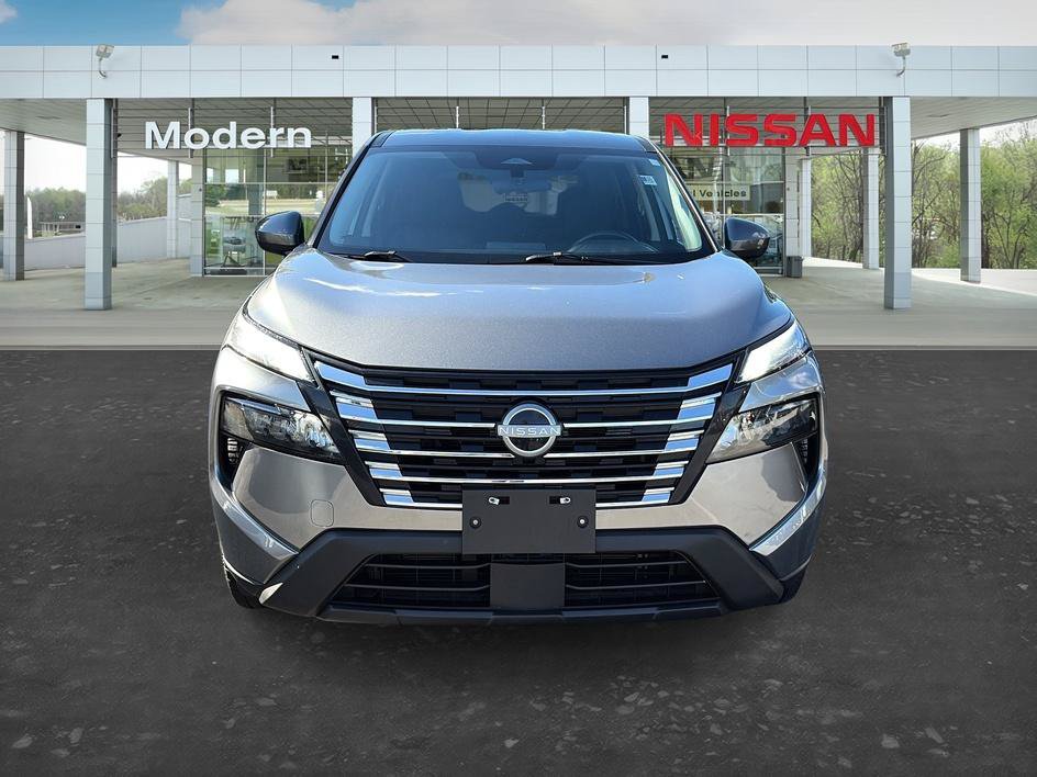 Certified 2025 Nissan Rogue SV AWD/4WD image 8