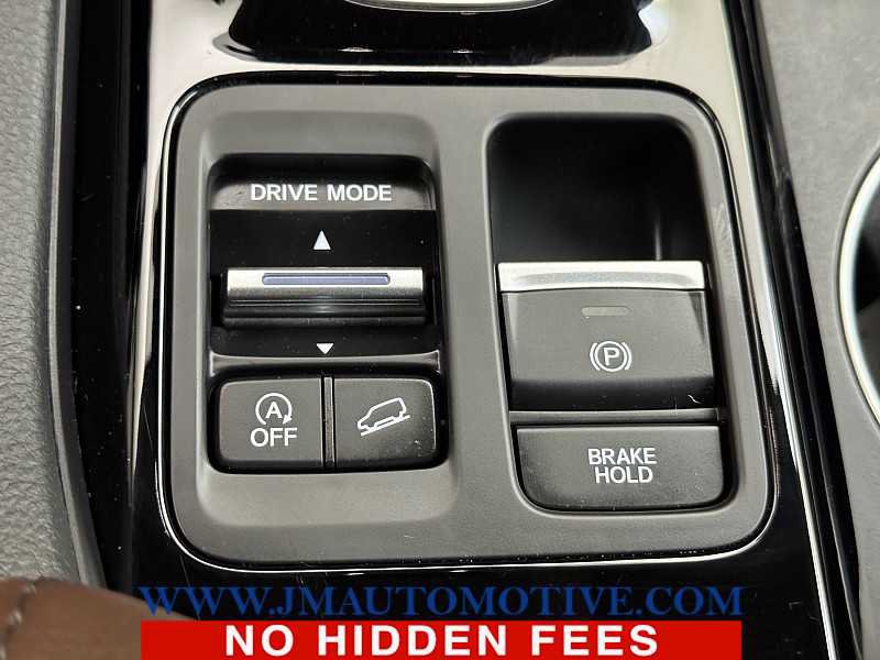 Used 2024 Honda Pilot Elite image 40