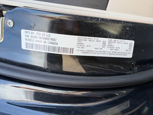Used 2022 Chrysler Pacifica Touring-L FWD image 51