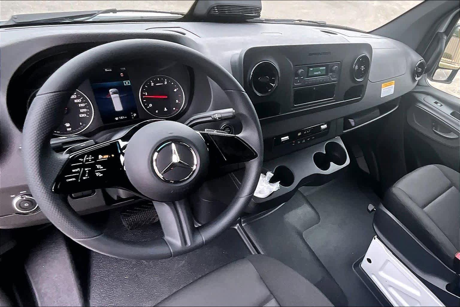 New 2026 Mercedes-Benz Sprinter 2500 image 10
