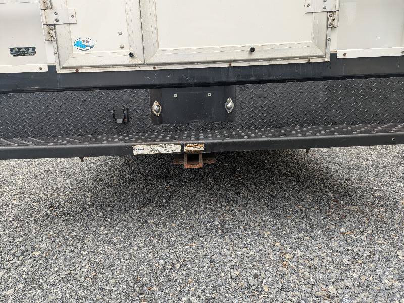 Used 2023 Chevrolet Express 4500 w/ Power Convenience Package RWD image 13