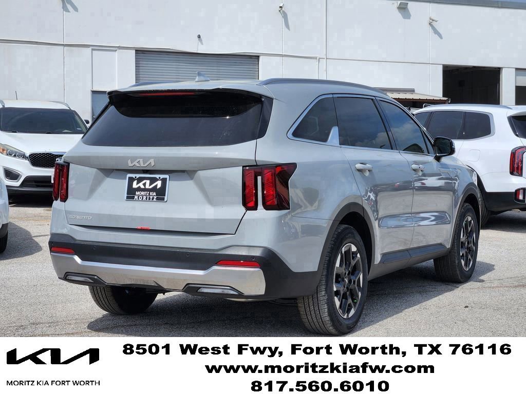 New 2026 Kia Sorento S FWD image 4