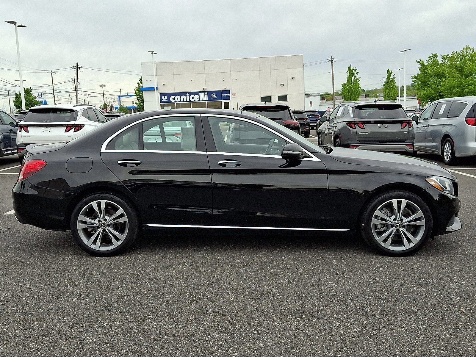 Used 2018 Mercedes-Benz C 300 4MATIC Sedan image 7