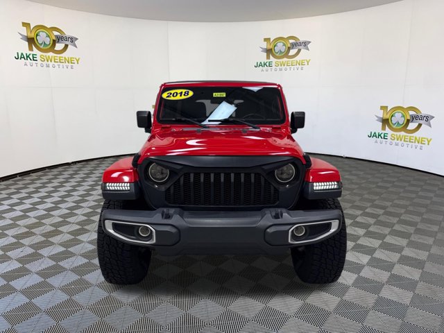 Used 2018 Jeep Wrangler Unlimited Sahara w/ Cold Weather Group AWD/4WD image 3
