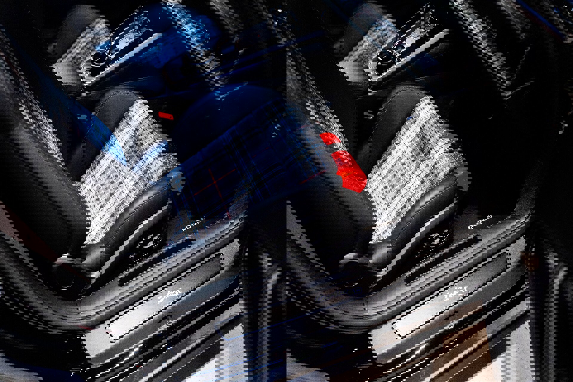 Used 2025 Porsche 911 Turbo S image 27