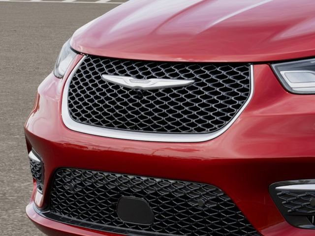 New 2026 Chrysler Pacifica Pinnacle image 11