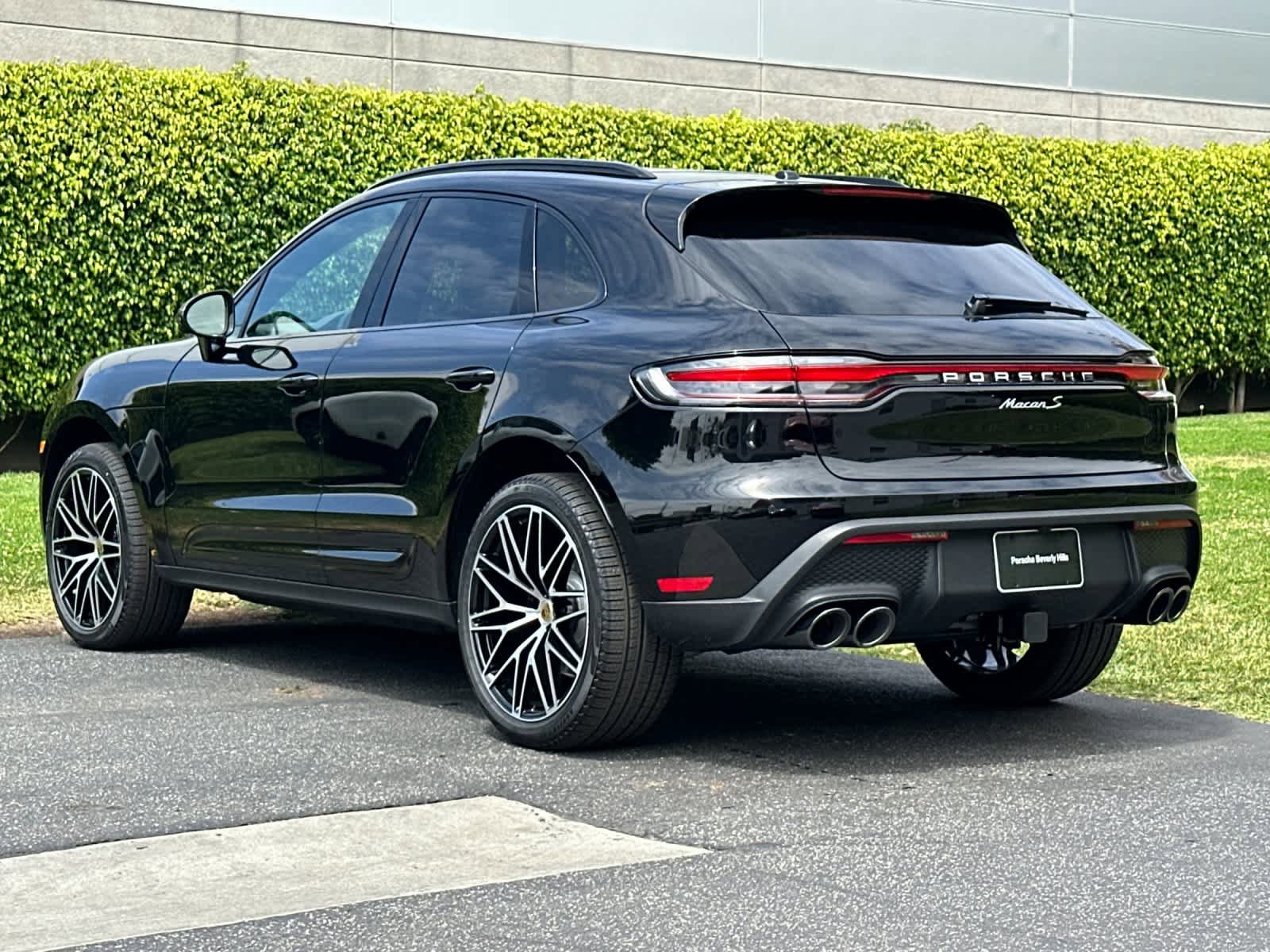 New 2026 Porsche Macan S AWD/4WD image 3