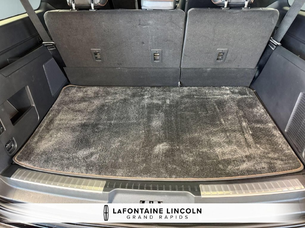 Certified 2023 Lincoln Navigator L Black Label AWD/4WD image 30