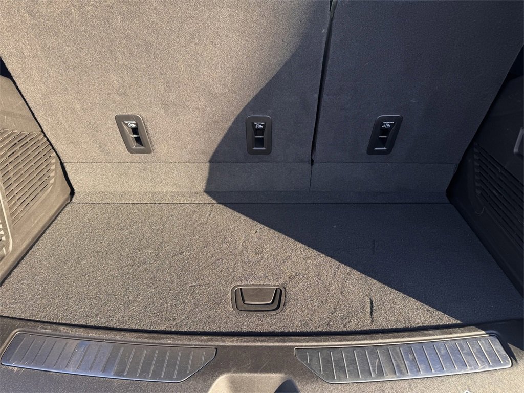 Used 2025 Chevrolet Tahoe RST w/ Comfort Package image 12