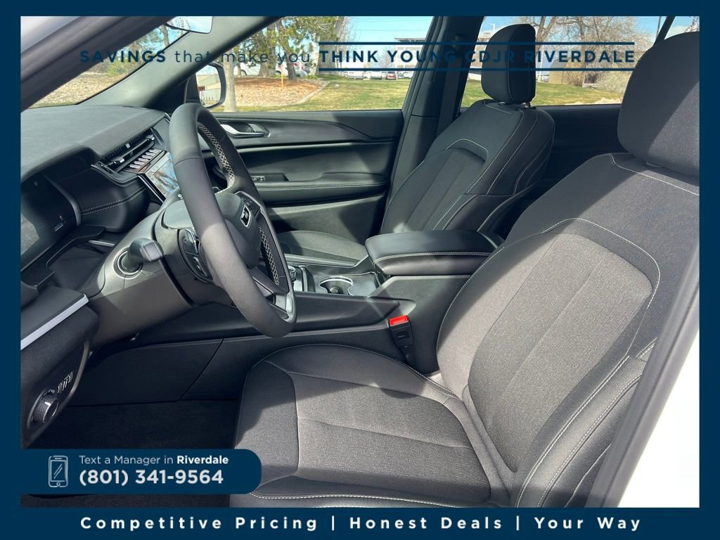 New 2026 Jeep Grand Cherokee L 4WD image 9