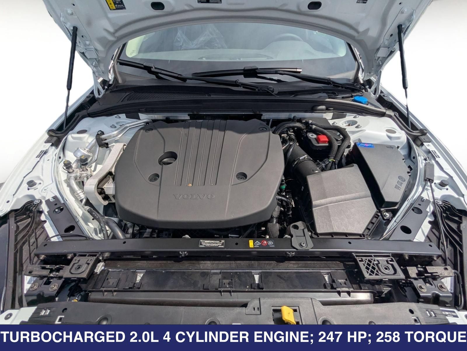 Certified 2026 Volvo V60 B5 Cross Country Plus w/ Protection Package Premier AWD/4WD image 25