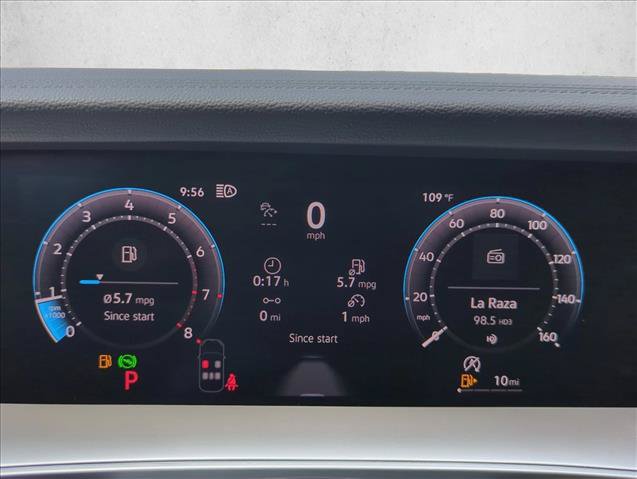 New 2026 Volkswagen Tiguan SE FWD image 19