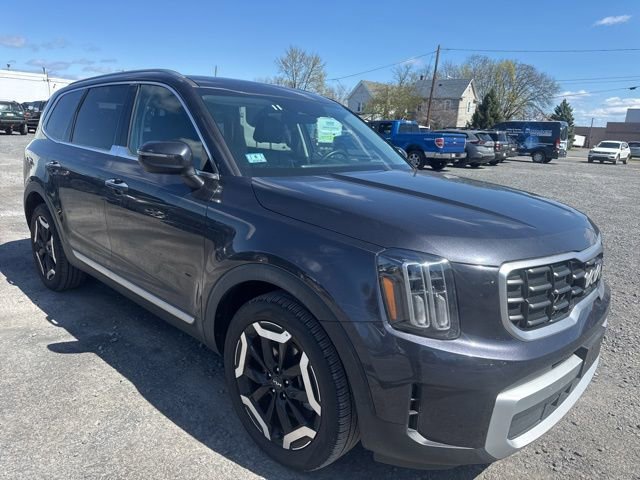 Used 2025 Kia Telluride S image 4