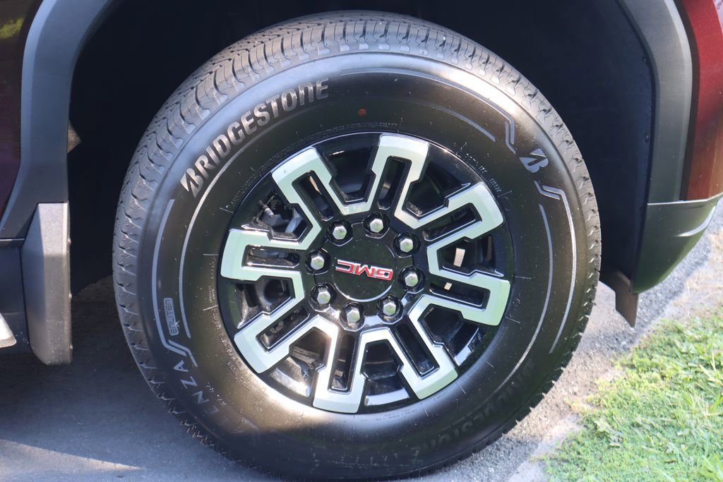 New 2026 GMC Sierra EV Elevation w/ Premium Package AWD/4WD image 17