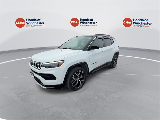 Used 2024 Jeep Compass Limited w/ Elite Group image 4