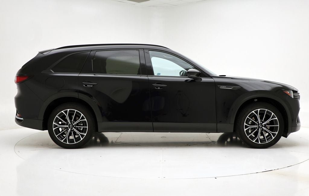 Used 2025 MAZDA CX-70 Plug-In Hybrid w/ Premium Plus AWD/4WD image 3