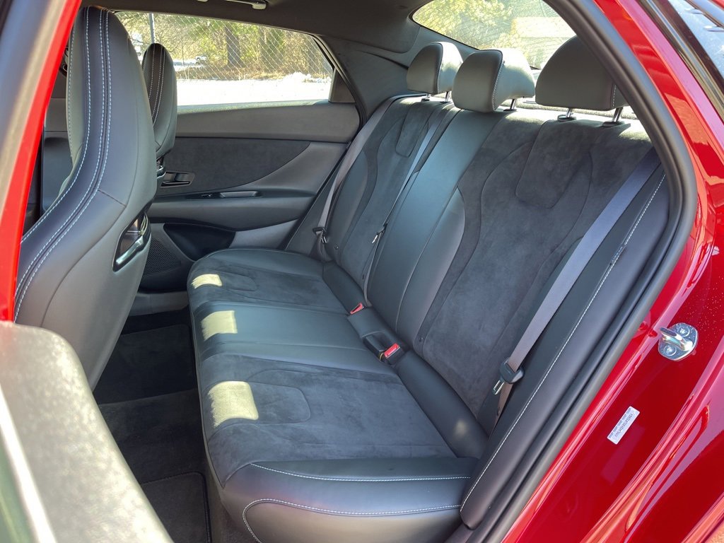 Certified 2025 Hyundai Elantra N image 21
