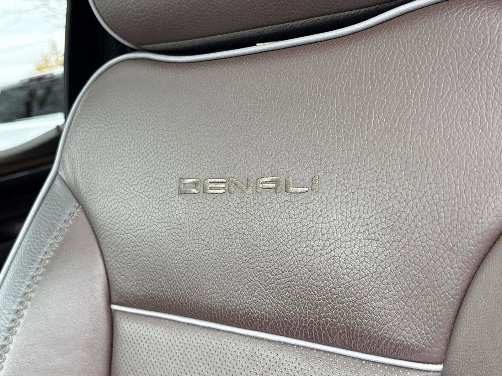 Used 2023 GMC Sierra 1500 Denali w/ Technology Package image 19