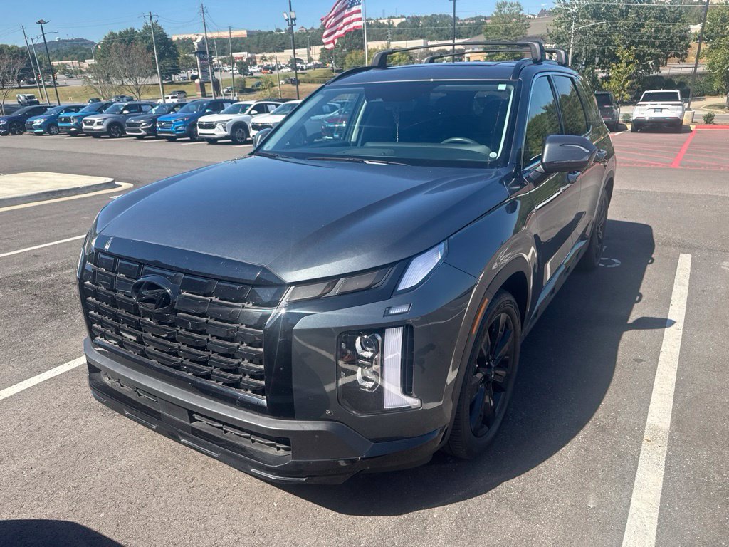 Used 2025 Hyundai Palisade XRT FWD image 2