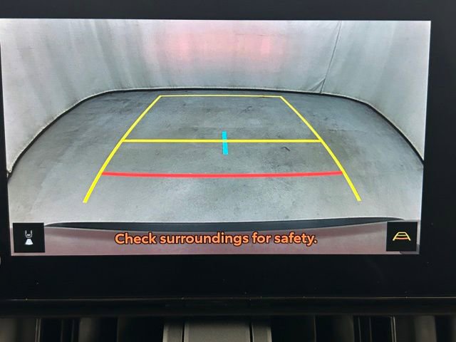 Used 2025 Toyota RAV4 XLE w/ Convenience Package image 21