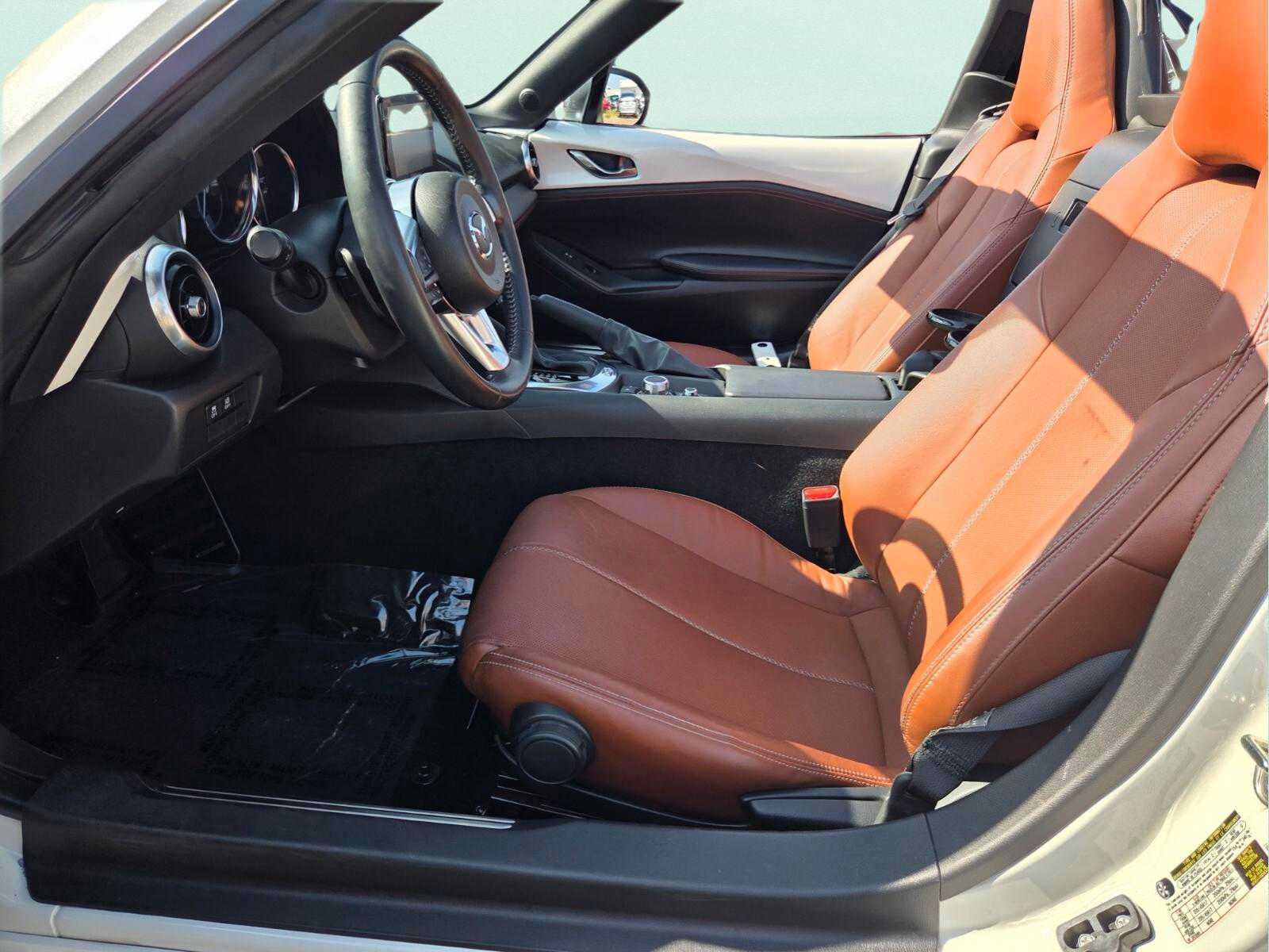 Certified 2023 MAZDA MX-5 Miata Grand Touring RWD image 11