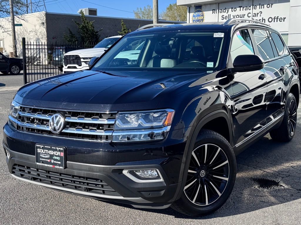 Used 2018 Volkswagen Atlas SEL AWD/4WD image 3