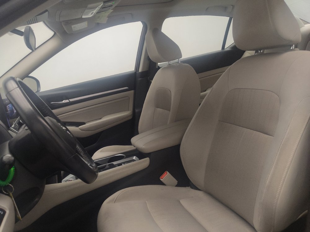 Used 2023 Nissan Altima 2.5 SV w/ SV Premium Package AWD/4WD image 17