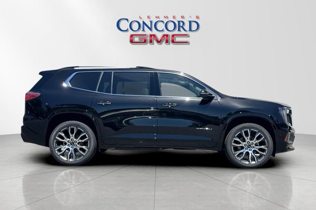 New 2026 GMC Acadia Denali Ultimate AWD/4WD image 3